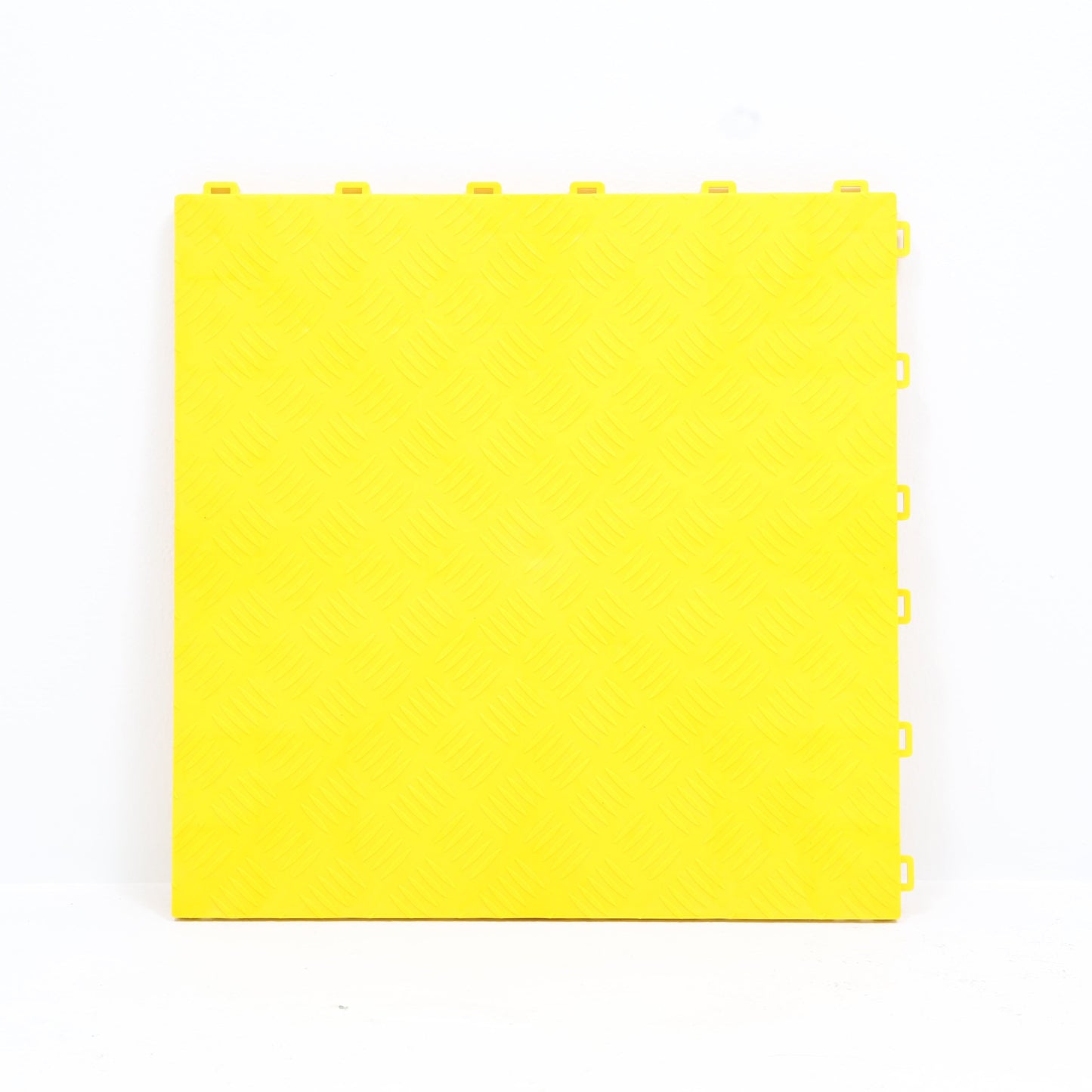 Flat-surfaced Tile
